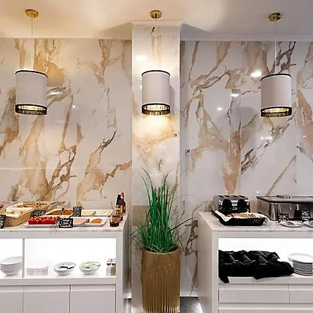 85 & By Ridan Hotel